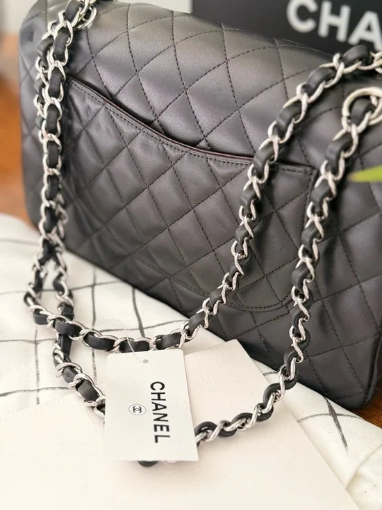 CHANEL Black Quilted Leather Shoulder Bag with Silver Hardware - Picture 8 of 8